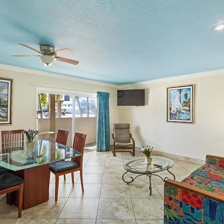 Bay Palms Waterfront Resort - Hotel And Marina St. Pete Beach Habitación foto