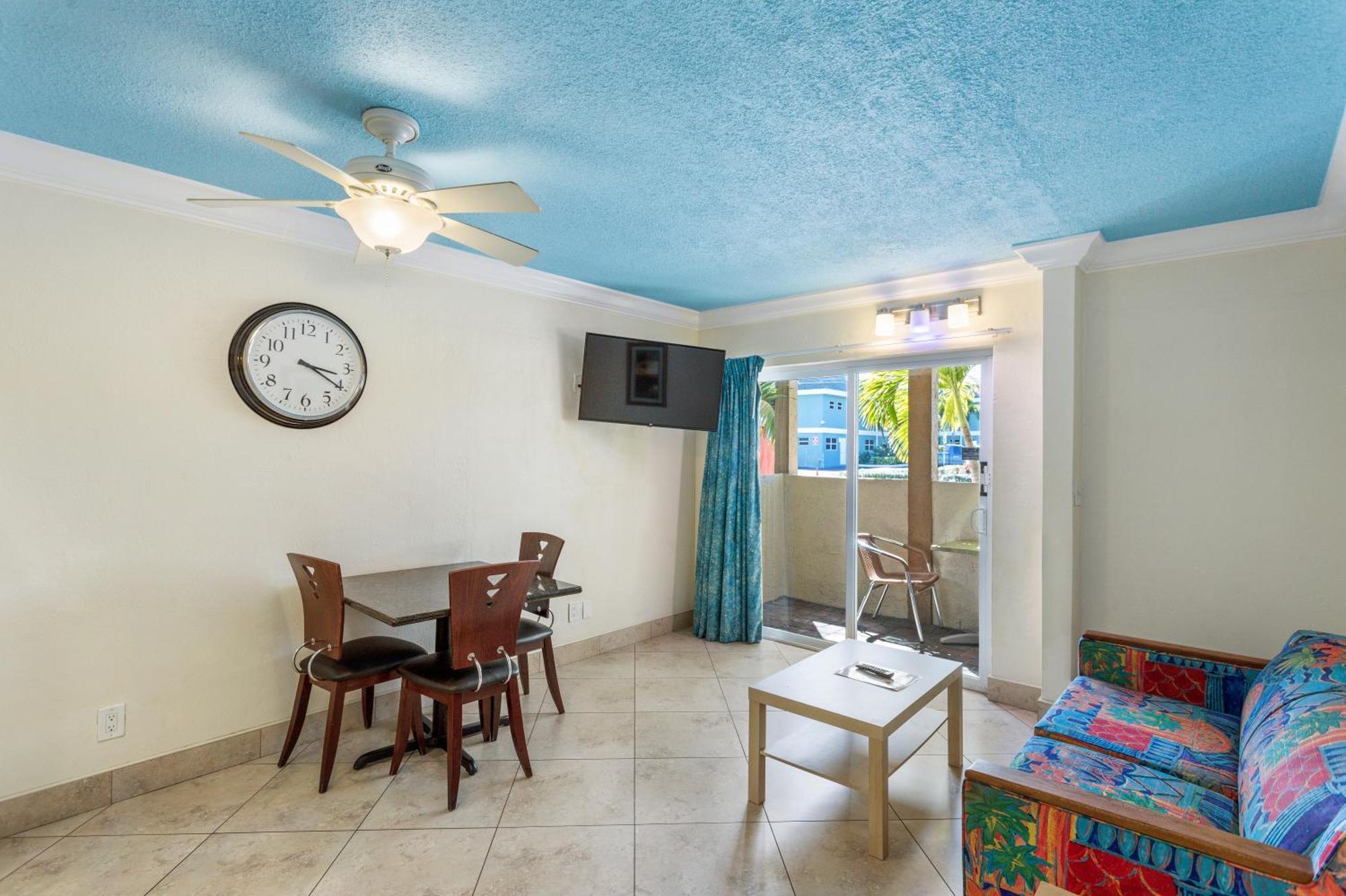 Bay Palms Waterfront Resort - Hotel And Marina St. Pete Beach Habitación foto