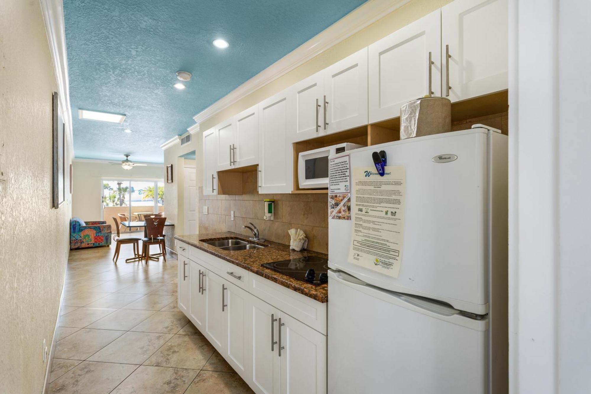 Bay Palms Waterfront Resort - Hotel And Marina St. Pete Beach Habitación foto